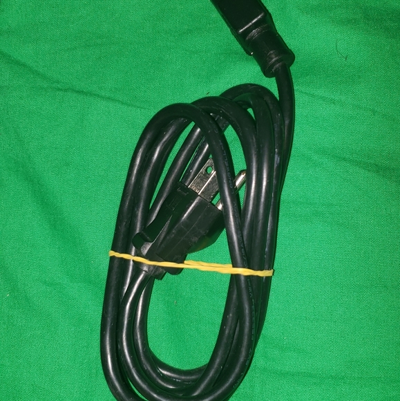 XBOX One Power Brick and power cable not working pin broken - Picture 4 of 5